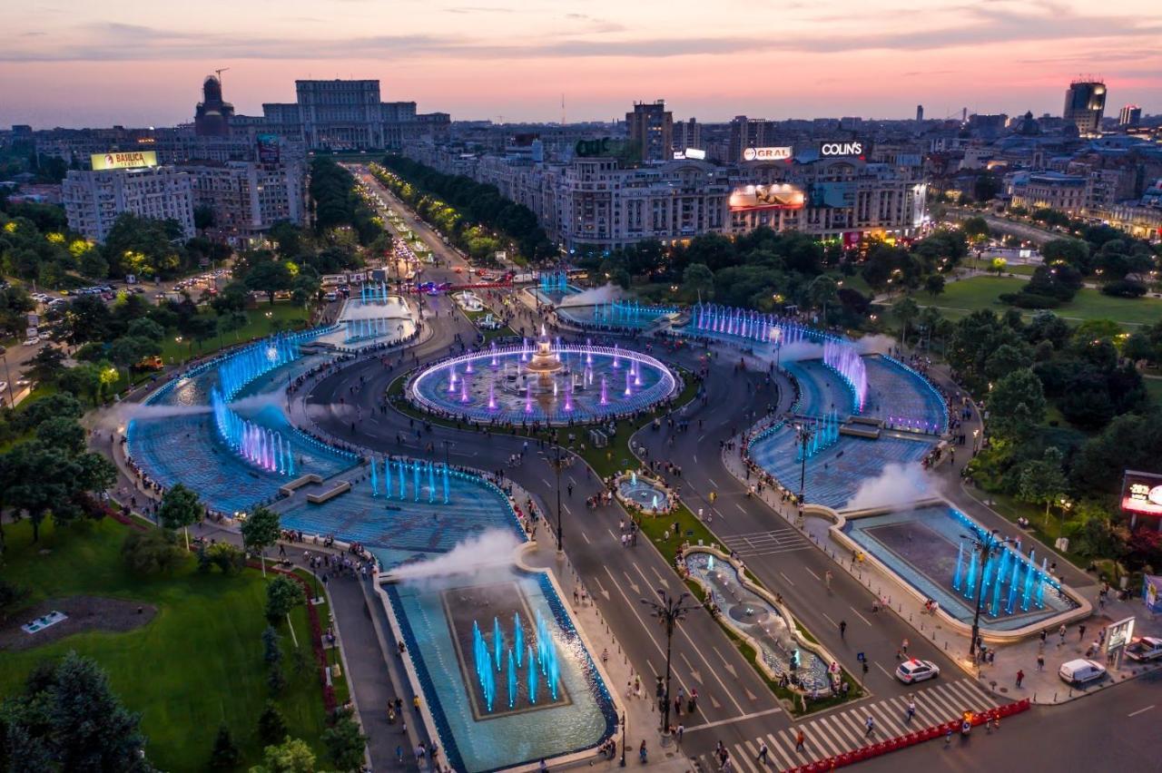 3 Rooms Apartament In The City Center Of Bucarest Esterno foto